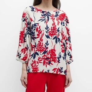 MASAI COPENHAGEN
Ducilla Floral Top In White with blue and red